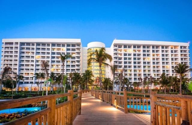 Grand Mayan at Vidanta Acapulco - Oceanview with private plunge pool on terrace