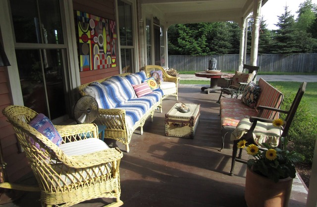 GRAND VICTORIAN HOME - Historic Downtown Wakefield Village