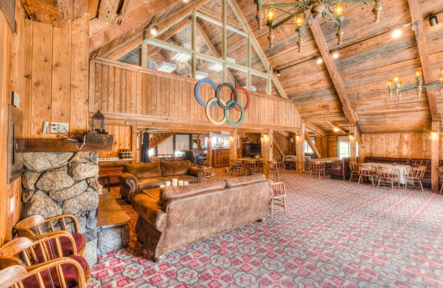 Granlibakken Retreat | HOA Amenities Access & Minutes to Lake Tahoe Beaches!