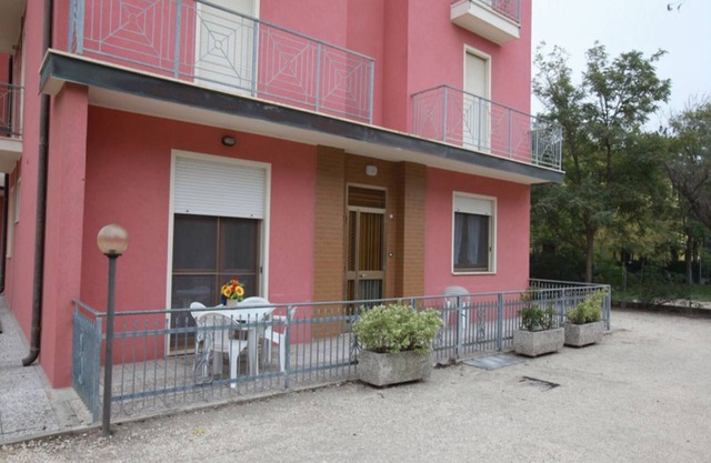 Great apartment for 12 guests 50mt from the sea