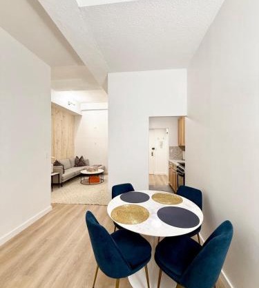 GREAT APT 2 BED ROOM GREAT LOCATION nye