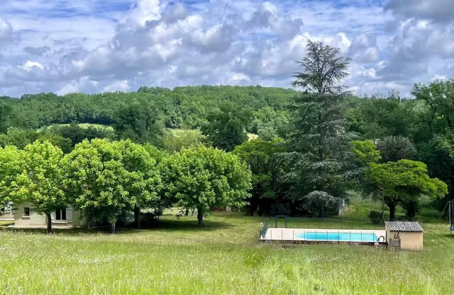 Green cocoon with private swimming pool