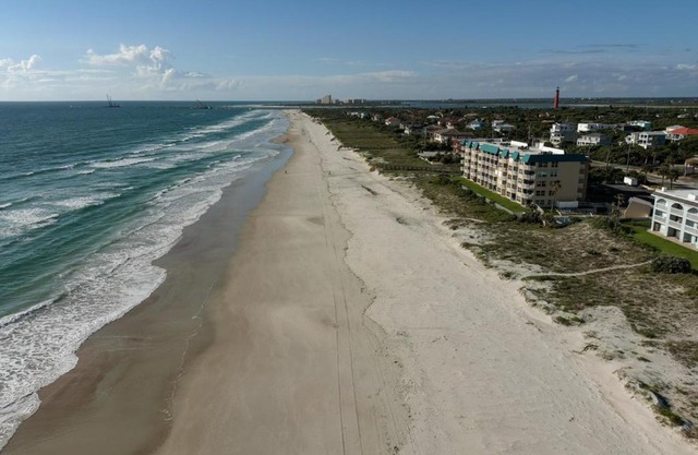 Green Palms Oceanfront 2 Bed Townhouse