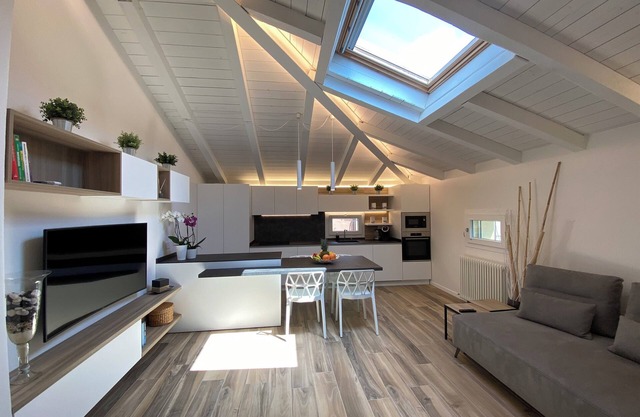 GRENIER BLANC ELEGANT AND NEW ATTIC