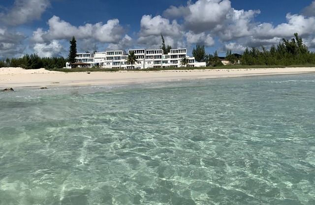 Ground floor condo with private beach. Pet friendly