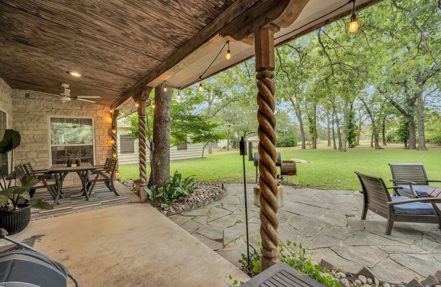 Groups and Fams - 5 BR Huge Private Yard in Keller