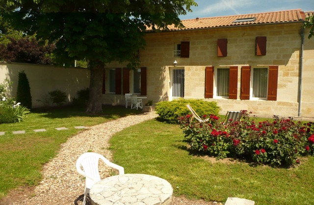 Guest House 9km from Saint Emilion