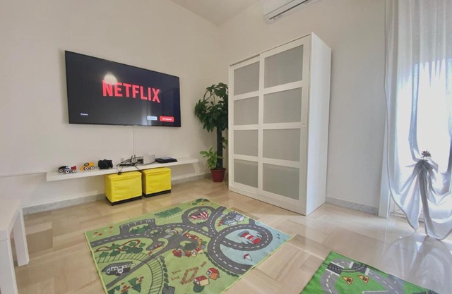 Guest House Service - Game Apartment