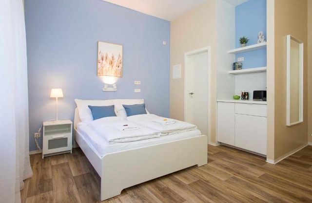 GuestHouse Köhn51, zentral gelegene, stilvoll eingerichtete Zimmer mit eigener Teeküche