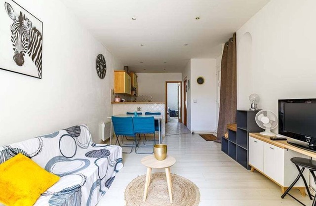 GuestReady - Afterglow terrace in Baille