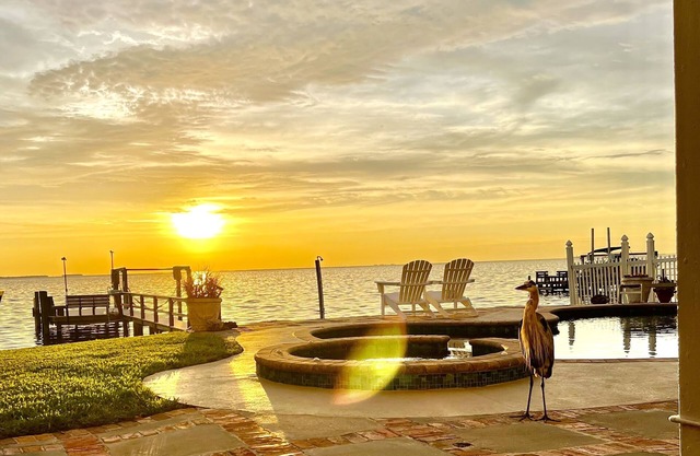 Gulf Front 6 bedroom with private heated pool and hot tub
