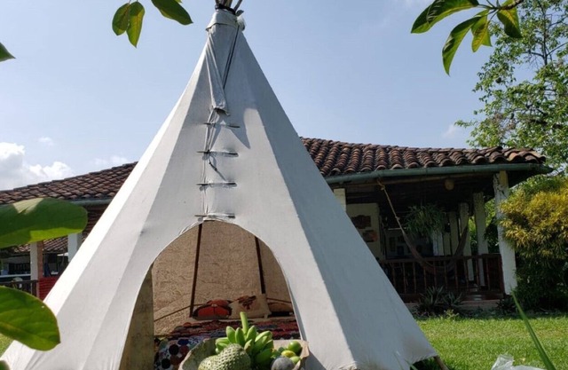 HABITACION PARA 4 PERSONAS! - Ginebra glamping a 10 minutos de ginebra.