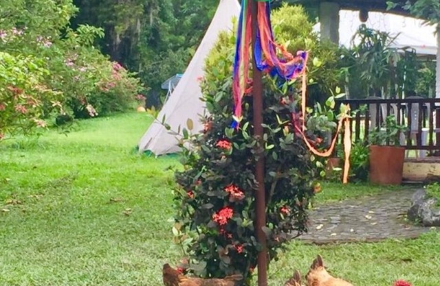 HABITACION PARA 6 PERSONAS - Ginebra glamping a 10 minutos de ginebra.