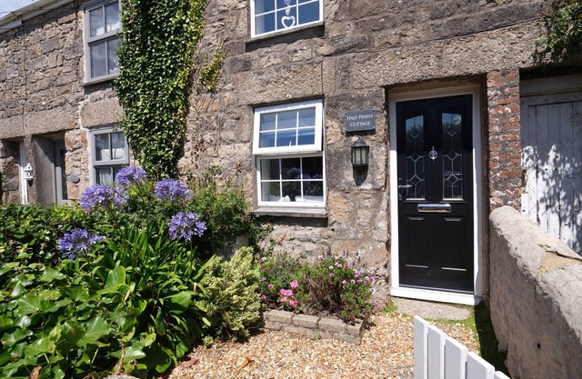 Halfpenny Cottage - Two Bedroom Cottage, Sleeps 4