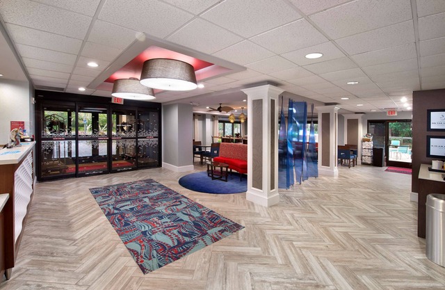 Hampton Inn - Naples - I-75