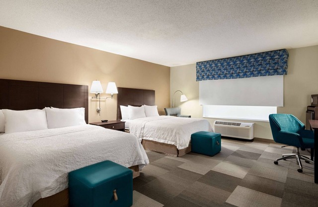 Hampton Inn & Suites Atlanta Airport West/Camp Creek Pkwy