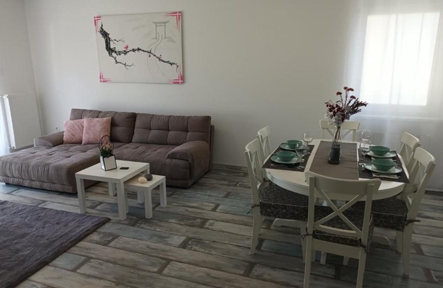 HANDLER Apartman Sopron