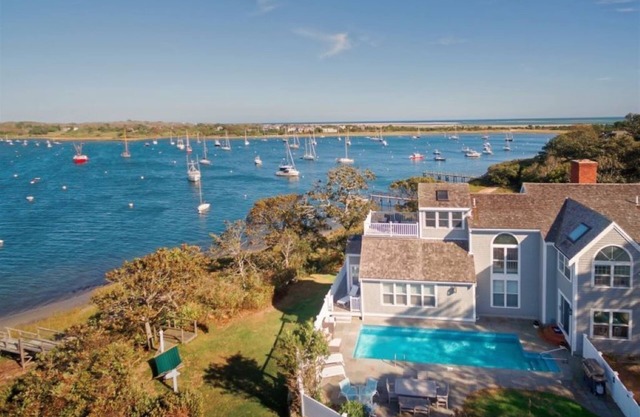 Harbor Watch, Unique & Fabulous Home with Stunning Views on Stage Inlet!
