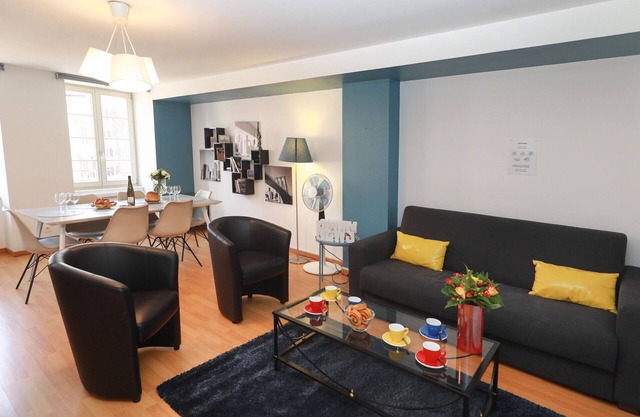 hartmann 80m2 city center 2br