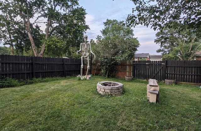 Haunted Hideaway near Waverly Hills, Churchill Downs, Down Town, Pet friendly