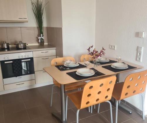 Haus hinter dem Deich