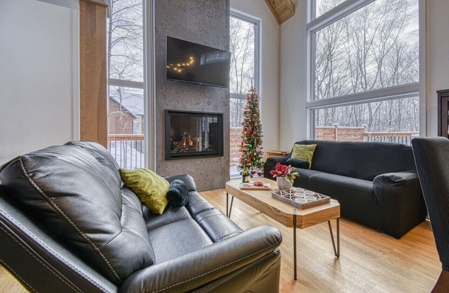 Havre de Paix | Hot Tub | Game Room | Pool Table