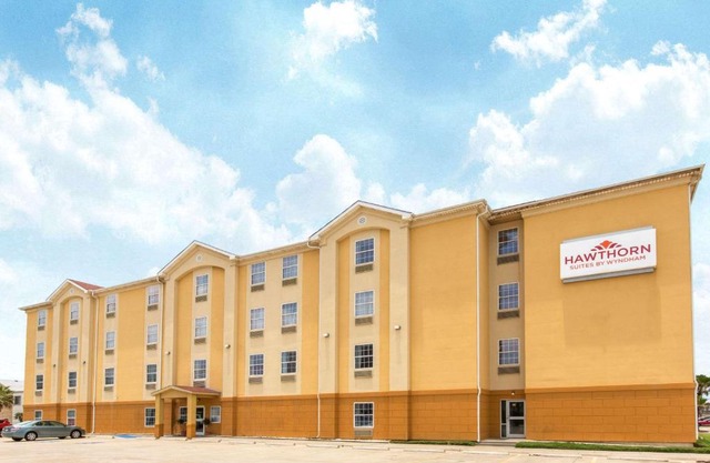 Hawthorn Extended Stay by Wyndham Corpus Christi Padre Isle