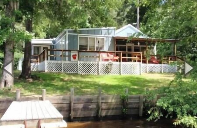 Hearts Cottage Waterfront Caddo Big Cypress River