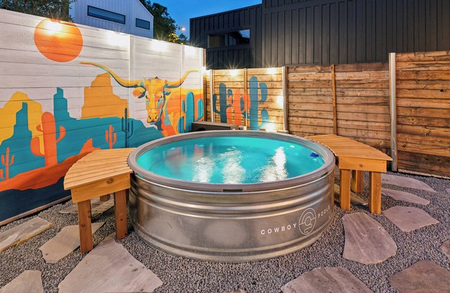 Heated Cowboy Pool: Modern Austin Retreat