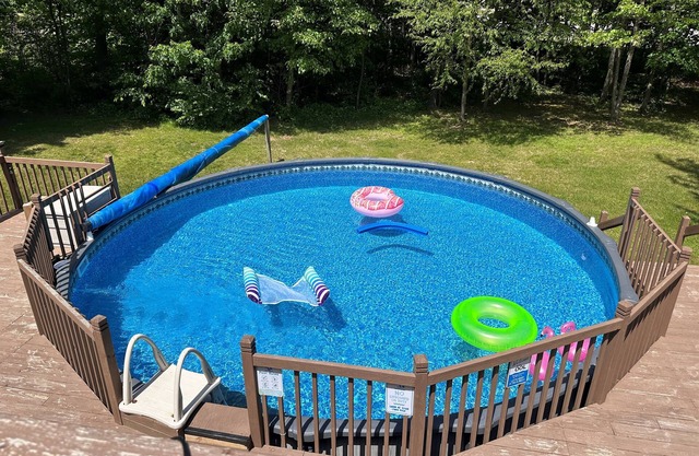 Heated pool-fire pit-central air-near PRNL