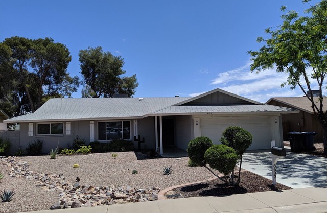 Heated Pool; On Golf Course; Near Spring Training, Great Hiking, Walk to Park