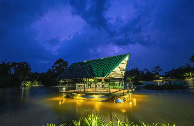 Heaven By The Lake: Luxury Villa Estate Beside the Lake in Galle, Sri Lanka
