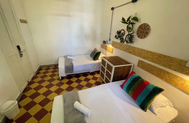 Hermosa Habitacion Basica Twin Para 4 Personas En El Sector De La Candelaria