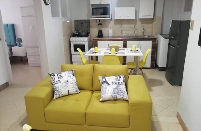 Hermoso Apartamento con Estacionamiento Gratuito
