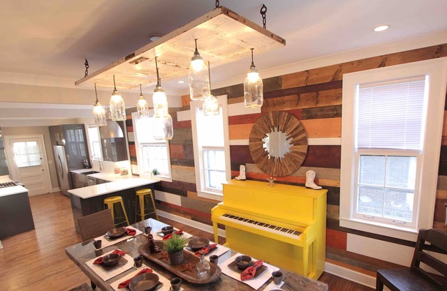 HI-END HONKY TONK * MUSIC-THEMED FUNHOUSE * HIP EAST NASHVILLE