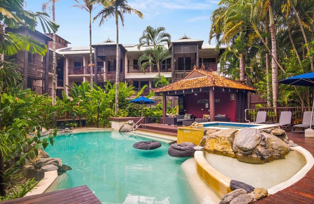 Hibiscus Resort 10 ~ Fabulous location