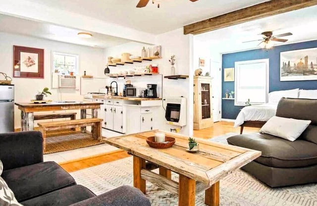 Hidden comfort studio