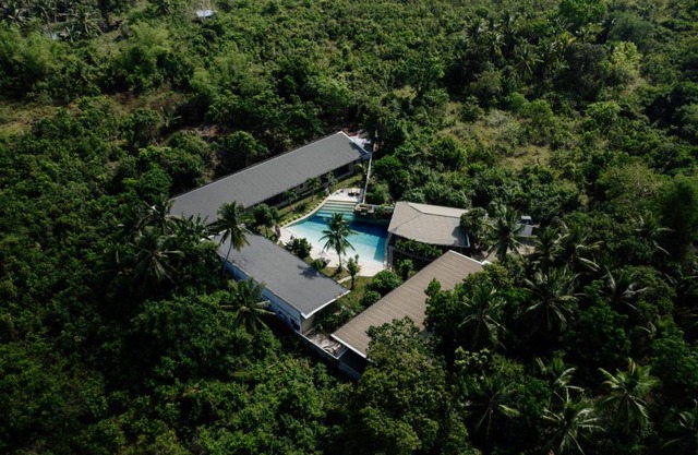 Hidden Lagoon Resort