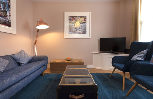 Highfield Grove - a serviced house that sleeps 4 guests in 2 bedrooms