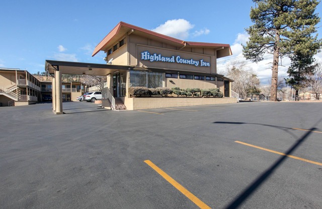 Highland Country Inn