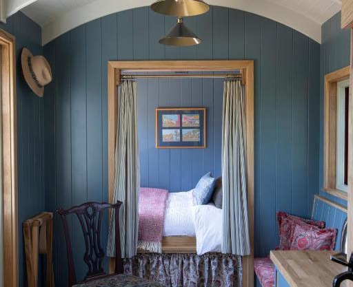 Hill House B & B & Luxury Shepherds Huts
