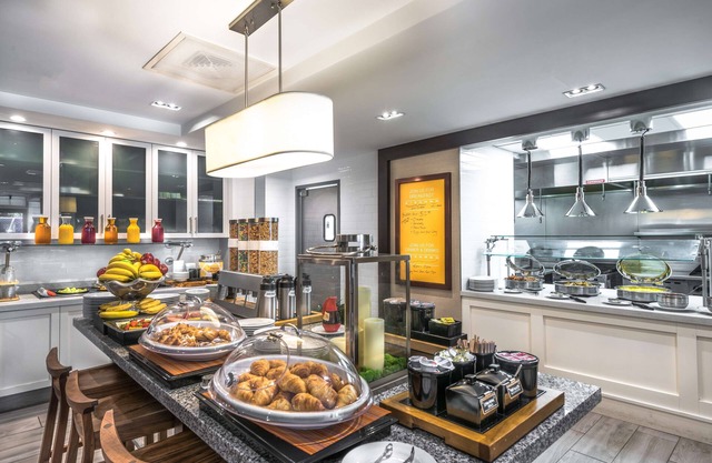 Hilton Garden Inn Reagan National Airport