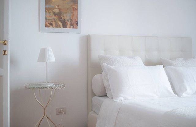 Historic apartment near St. Peter's and the Vatican museums. Metro 2min walk