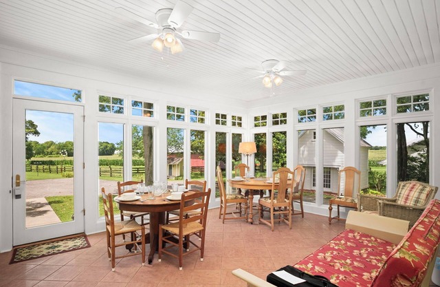 Historic country 5 BR estate in Springfield; near Nashville, Clarksville