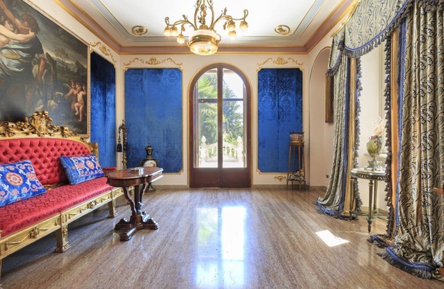Historic villa on Lake Como (Villa Gina)