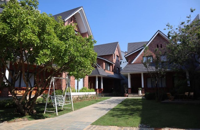 Hoang Loc Villa
