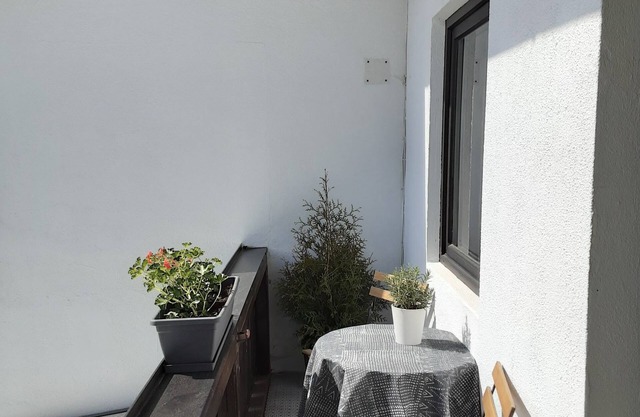 Hochwald-Riant apartment with balcony on the garden side
