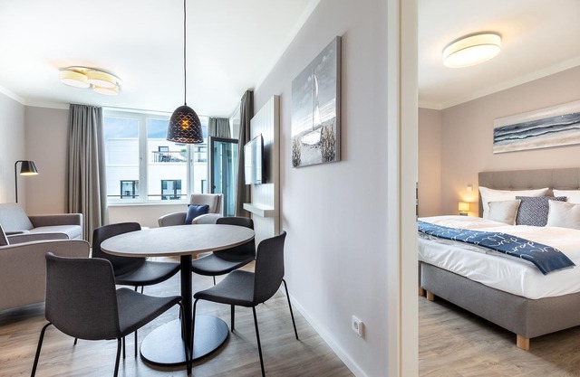 Hochwertiges Apartment in Ostseenähe mit Sonniger Loggia und Hauseigenem SPA