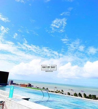 Holandas Prime by Day by Day