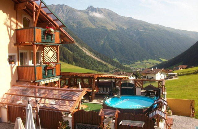 Holiday apartment Gries im Sellrain for 1 - 4 persons with 2 bedrooms - Holiday apartment in one or